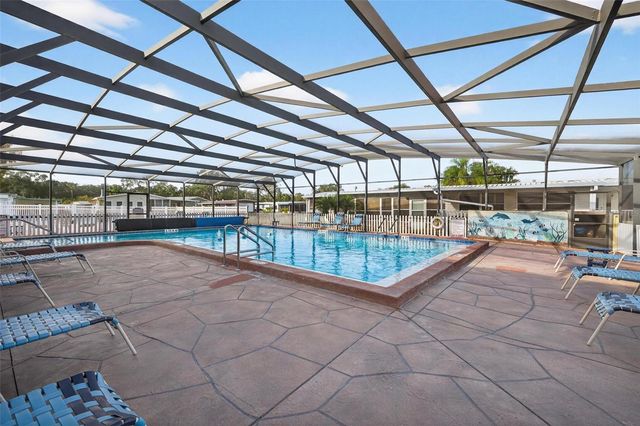 684 CINDI AVENUE, Leesburg, FL 34788