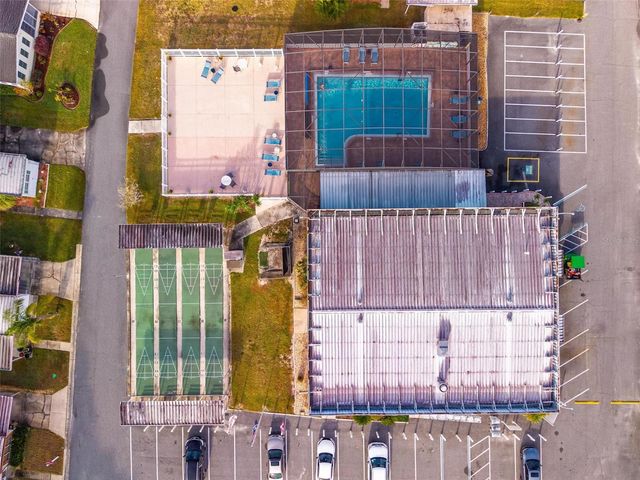 684 CINDI AVENUE, Leesburg, FL 34788