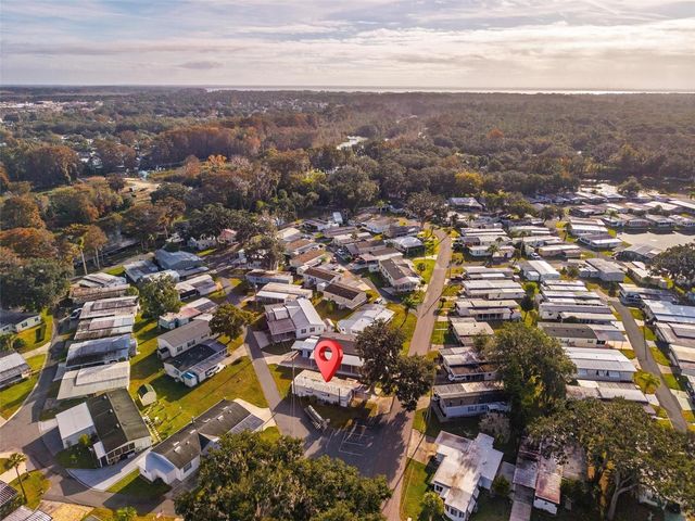 684 CINDI AVENUE, Leesburg, FL 34788