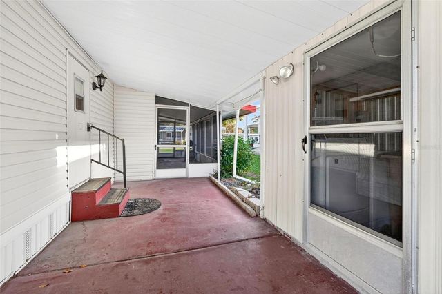 684 CINDI AVENUE, Leesburg, FL 34788