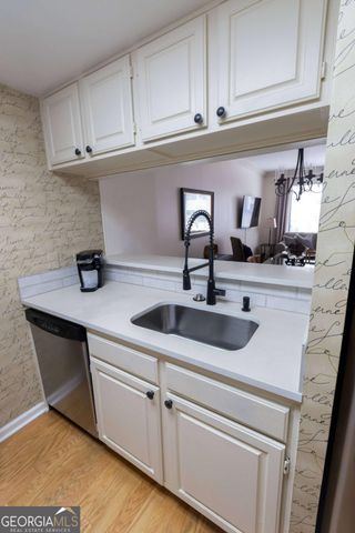 3481 Lakeside Drive NE 605, Atlanta, GA 30326