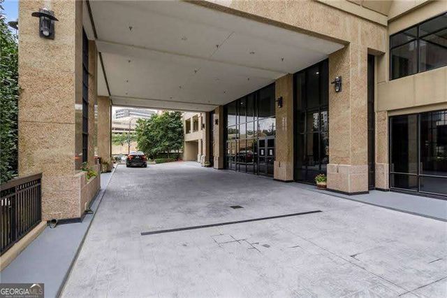 3481 Lakeside Drive NE 605, Atlanta, GA 30326