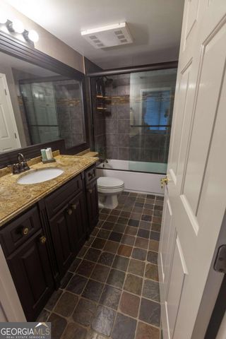 3481 Lakeside Drive NE 605, Atlanta, GA 30326