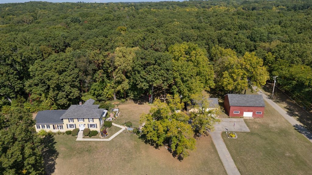 3821 118th Avenue, Allegan, MI 49010