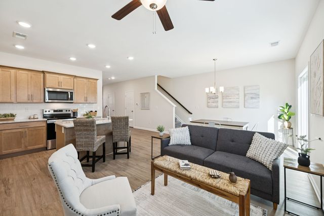 353 Carver Connection, Lebanon, TN 37087