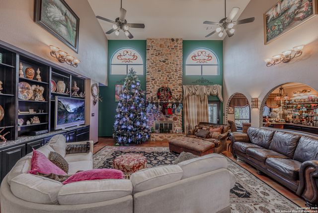 7802 Timber Top Dr, Boerne, TX 78015