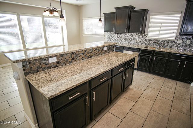 13482 BRADFORD Street, Horizon City, TX 79928