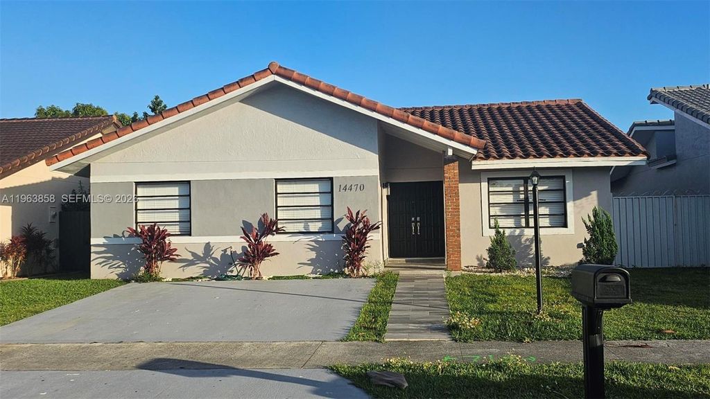 14470 SW 96th Ter, Miami, FL 33186