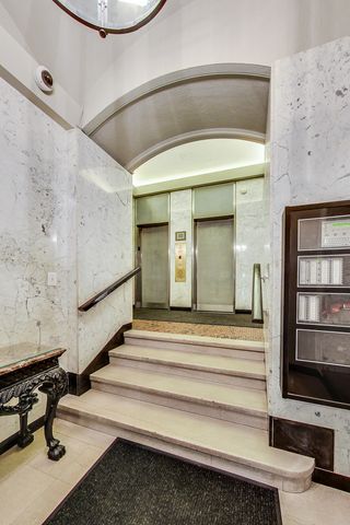 6101 N Sheridan Road 10E, Chicago, IL 60660