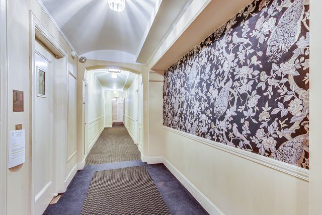 6101 N Sheridan Road 10E, Chicago, IL 60660