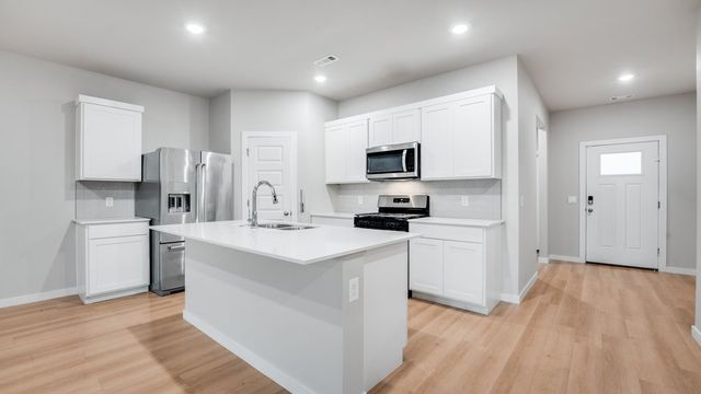 913 Sonoma Street, Rogers, AR 72758