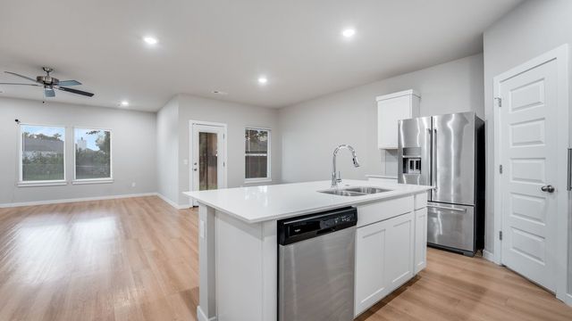 913 Sonoma Street, Rogers, AR 72758