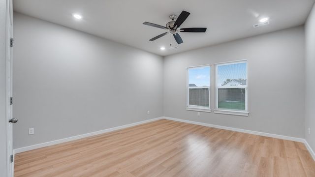 913 Sonoma Street, Rogers, AR 72758