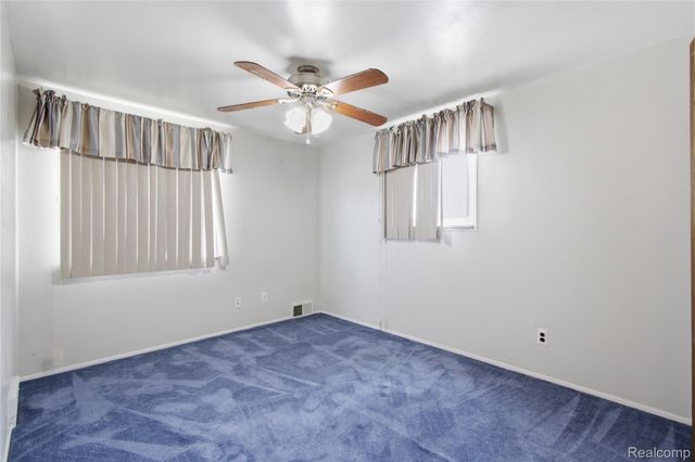 11721 Robinwood Boulevard, Warren, MI 48093