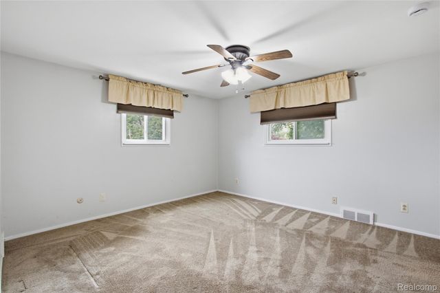 11721 Robinwood Boulevard, Warren, MI 48093