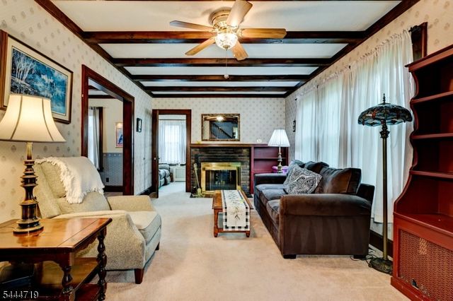 220 N Bridge St, Somerville Boro, NJ 08876
