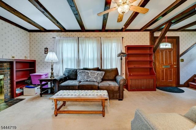 220 N Bridge St, Somerville Boro, NJ 08876