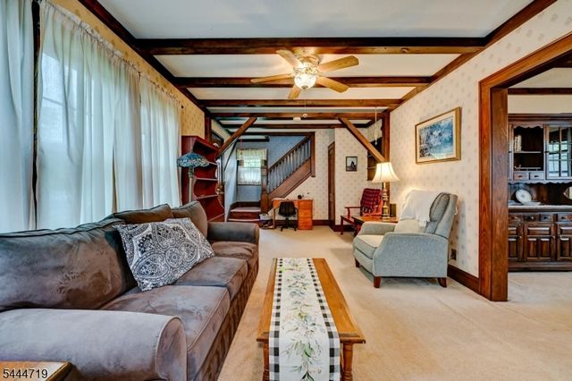 220 N Bridge St, Somerville Boro, NJ 08876