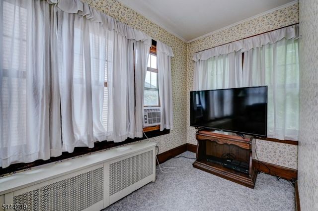 220 N Bridge St, Somerville Boro, NJ 08876