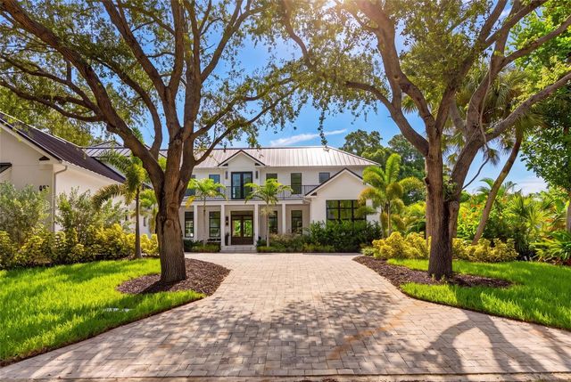 656 TROPICAL CIRCLE, Sarasota, FL 34242