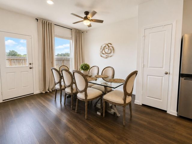 23719 Cranberry Grader Lane, Hockley, TX 77447