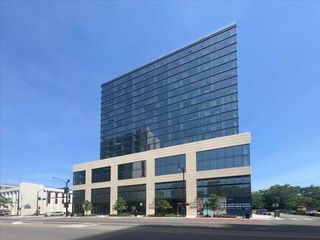 808 N Cleveland Avenue 810, Chicago, IL 60610