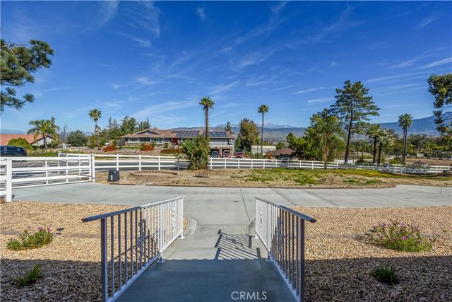 28300 Rawlings, Hemet, CA 92544