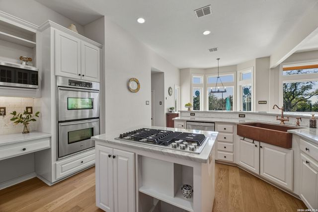 103 HIGH SIERRA DR, Boerne, TX 78006