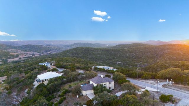 103 HIGH SIERRA DR, Boerne, TX 78006