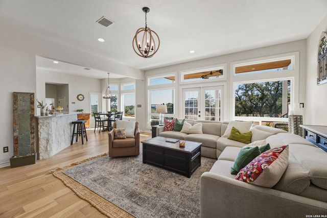103 HIGH SIERRA DR, Boerne, TX 78006