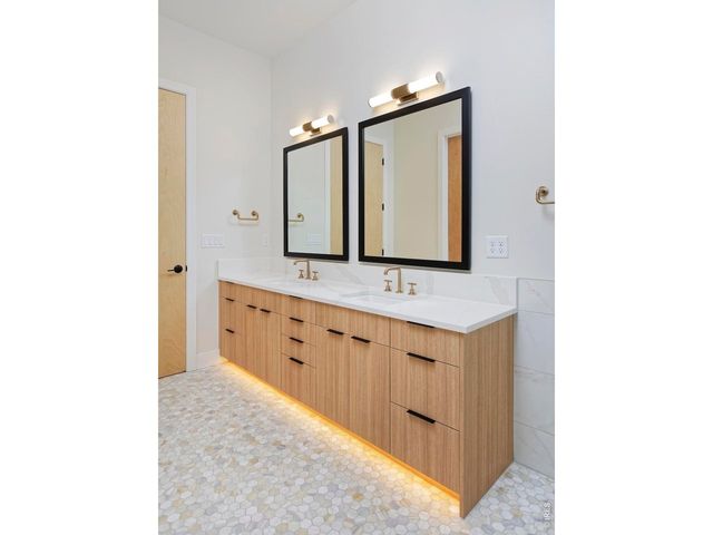2298 Star Hill St, Longmont, CO 80503
