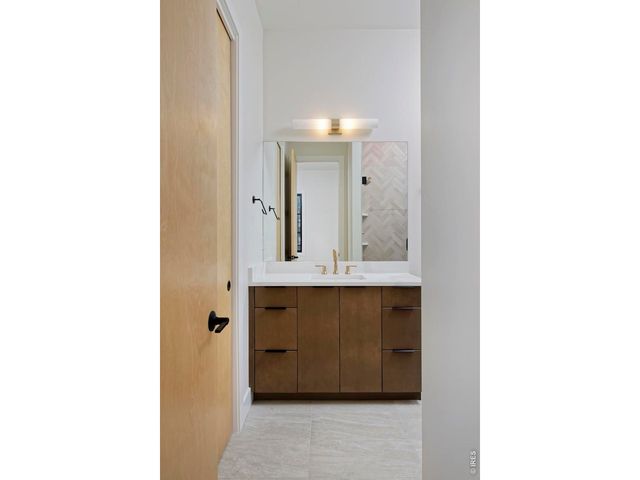 2298 Star Hill St, Longmont, CO 80503