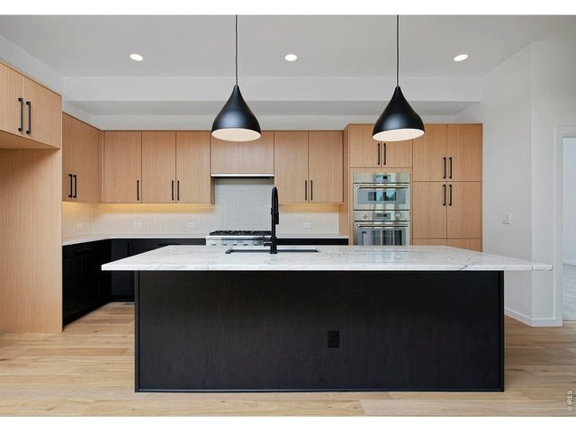 2298 Star Hill St, Longmont, CO 80503