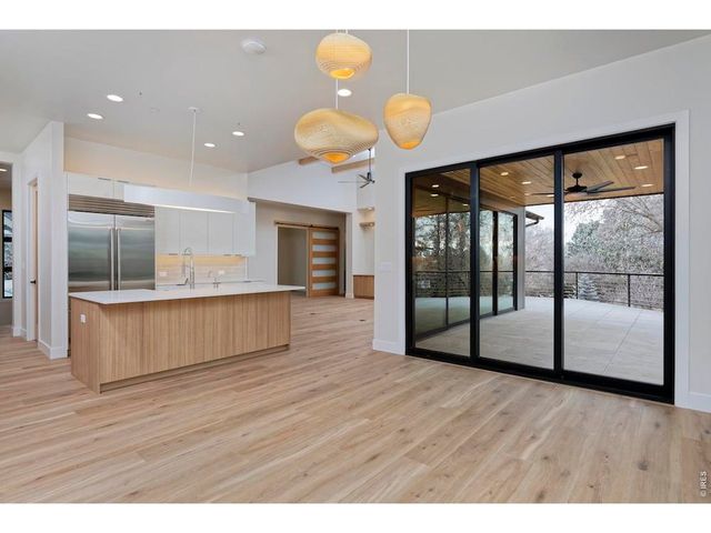 2298 Star Hill St, Longmont, CO 80503