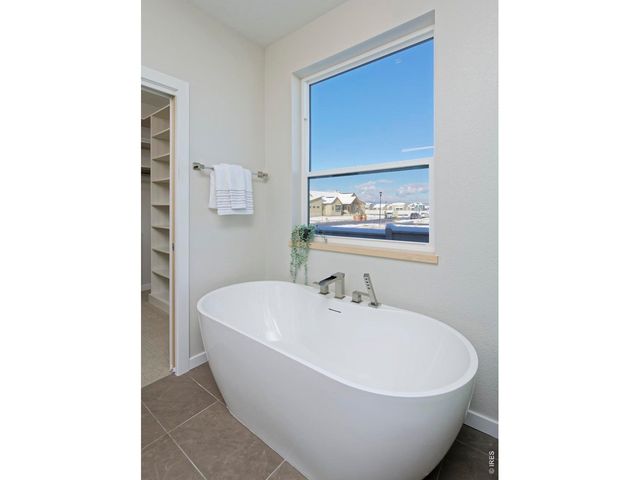 2298 Star Hill St, Longmont, CO 80503