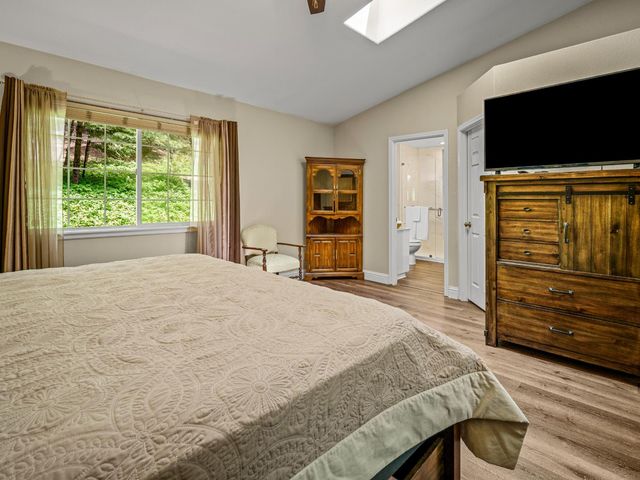 3319 Hazel St, Pollock Pines, CA 95726