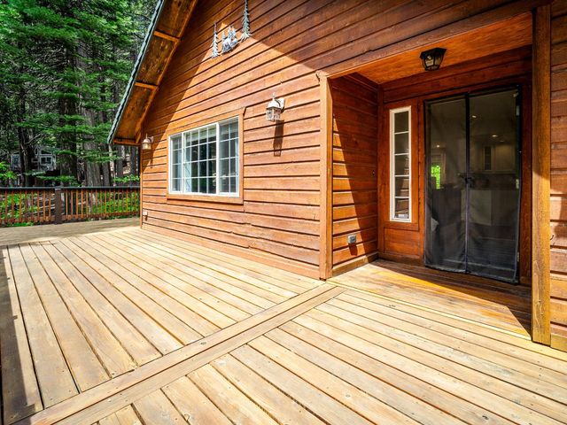 3319 Hazel St, Pollock Pines, CA 95726