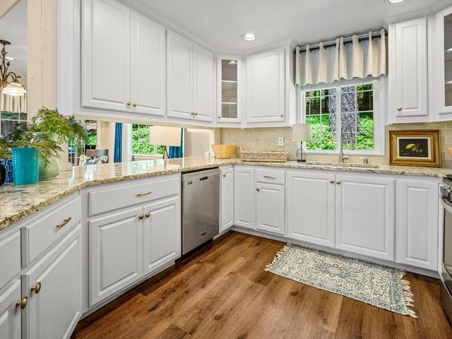 3319 Hazel St, Pollock Pines, CA 95726