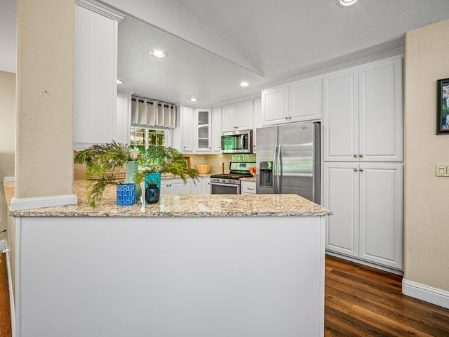 3319 Hazel St, Pollock Pines, CA 95726