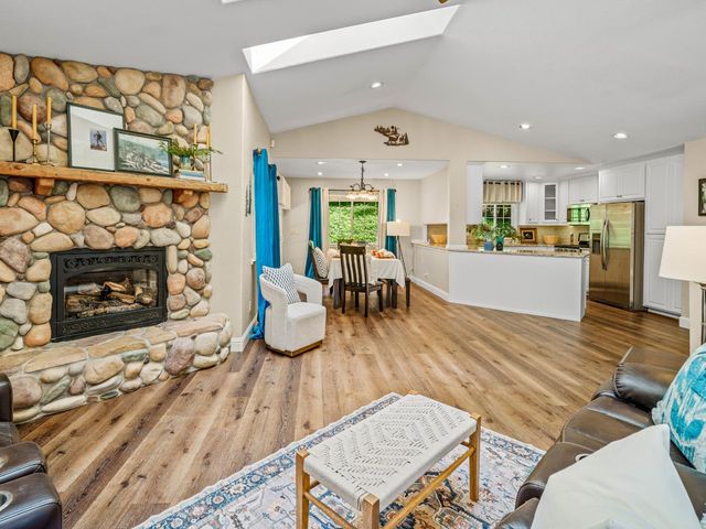 3319 Hazel St, Pollock Pines, CA 95726