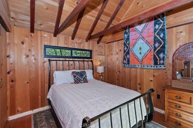 851 Cottage Grove, Lake Arrowhead, CA 92352