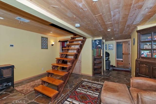 851 Cottage Grove, Lake Arrowhead, CA 92352