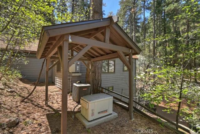 851 Cottage Grove, Lake Arrowhead, CA 92352