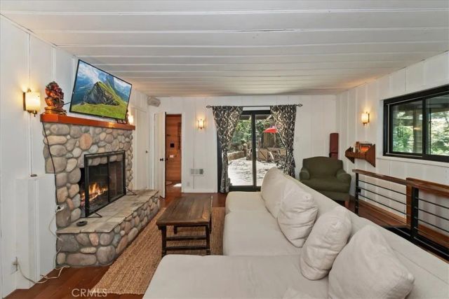 851 Cottage Grove, Lake Arrowhead, CA 92352