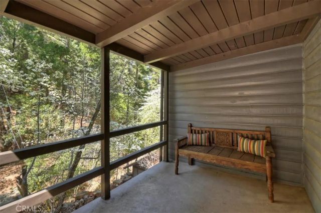 851 Cottage Grove, Lake Arrowhead, CA 92352