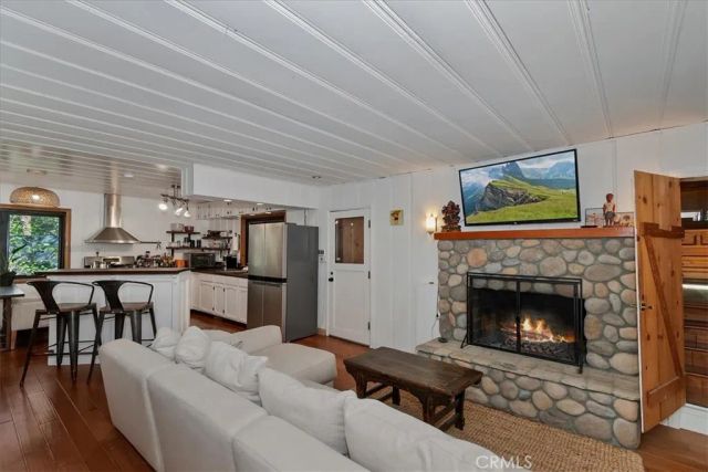 851 Cottage Grove, Lake Arrowhead, CA 92352