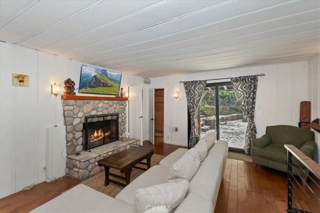851 Cottage Grove, Lake Arrowhead, CA 92352