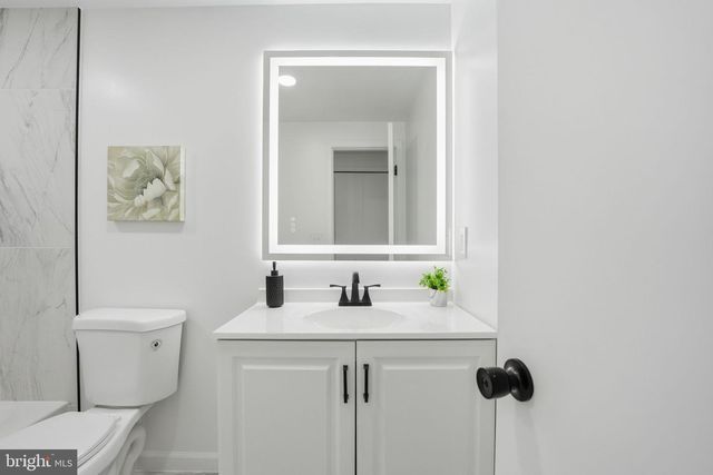 8359 GEORGIAN CT, Manassas, VA 20110