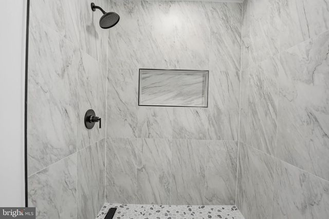 8359 GEORGIAN CT, Manassas, VA 20110