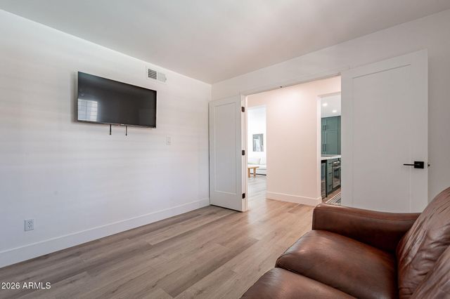 4727 E LAFAYETTE Boulevard 212, Phoenix, AZ 85018